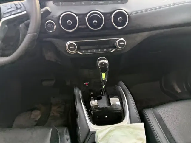 Nissan X-Trail — Фото автомобиля 12