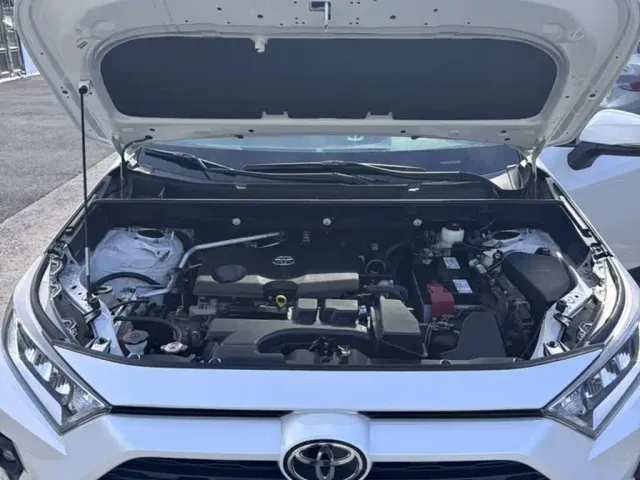 Toyota RAV4 — Фото автомобиля 2
