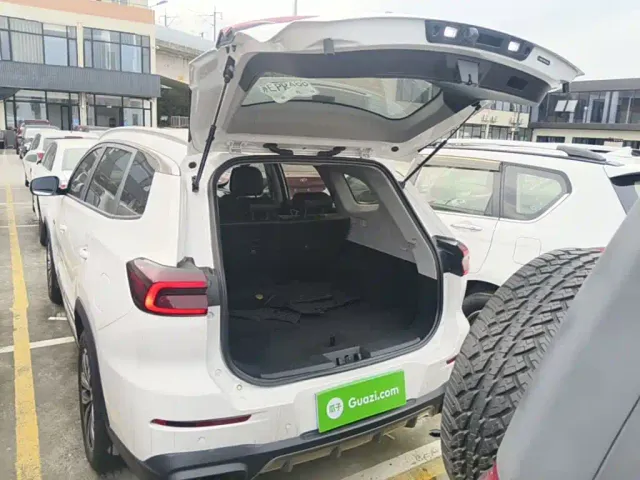 Chery Tiggo 8 — Фото автомобиля 18