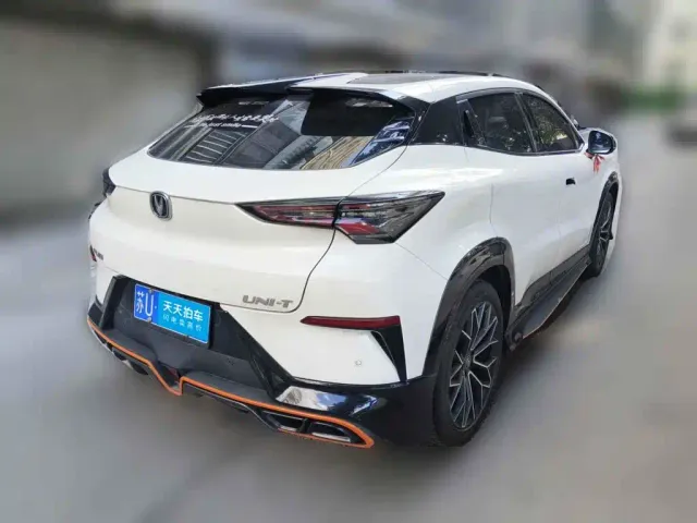 Changan UNI-T — Фото автомобиля 2