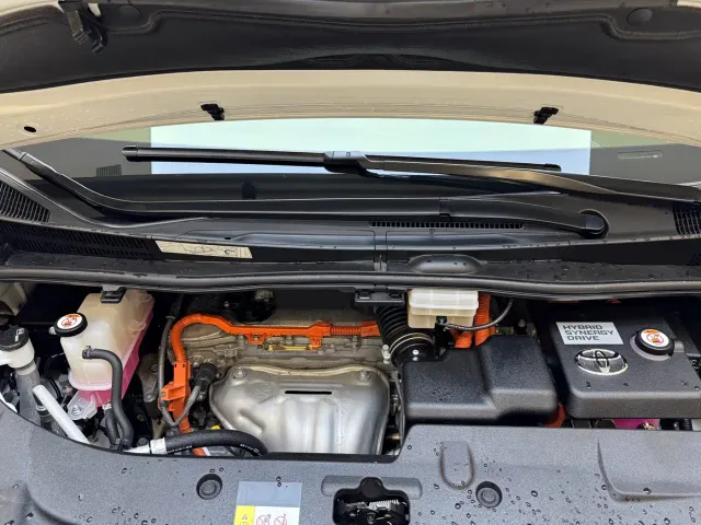 Toyota Vellfire — Фото автомобиля 16