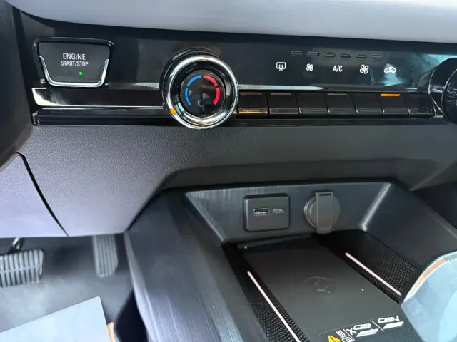 Chevrolet Monza — Фото автомобиля 14