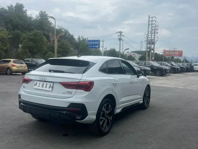 Audi Q3 Sportback — Фото автомобиля 6