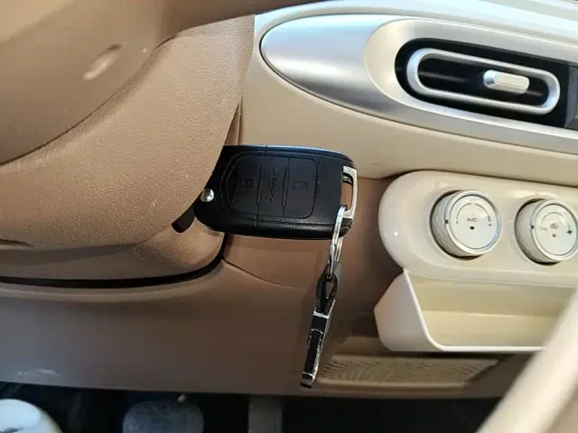 Wuling Hongguang Mini EV — Фото автомобиля 16