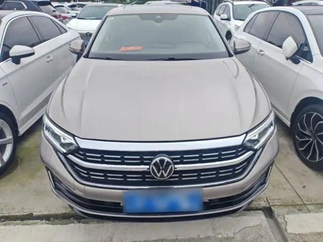 Volkswagen Sagitar — Фото автомобиля 2