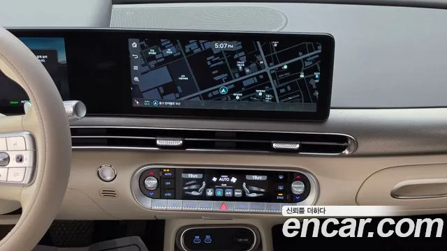 Genesis GV60 — Фото автомобиля 12