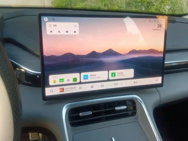 Geely Galaxy L6 — Фото автомобиля 13