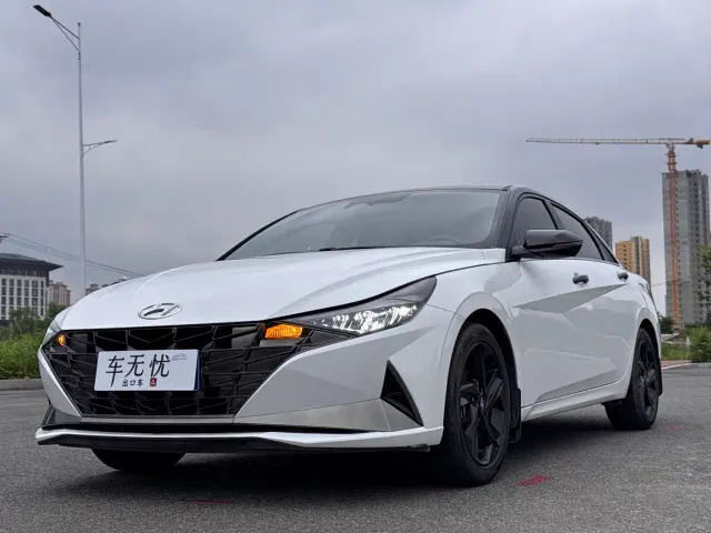 Hyundai Elantra — Фото автомобиля 7