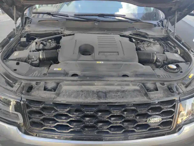 Land Rover Range Rover Sport — Фото автомобиля 10