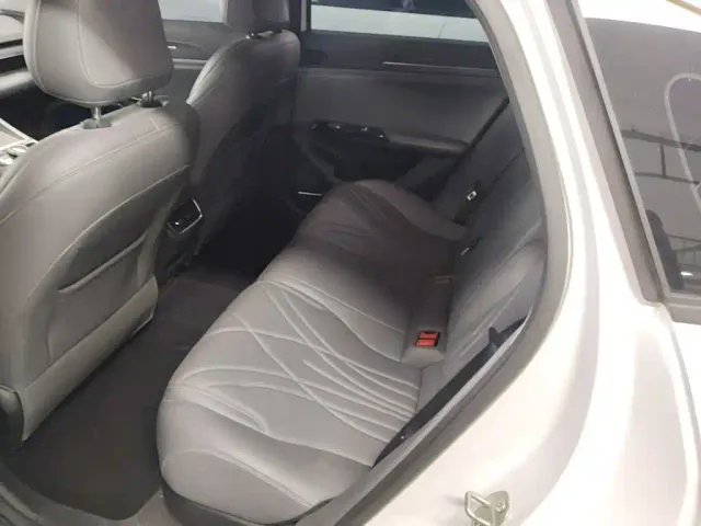 Geely Galaxy L6 — Фото автомобиля 16