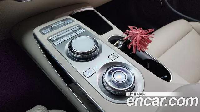 Genesis GV70 2.5T Бензин AWD — Фото автомобиля 9