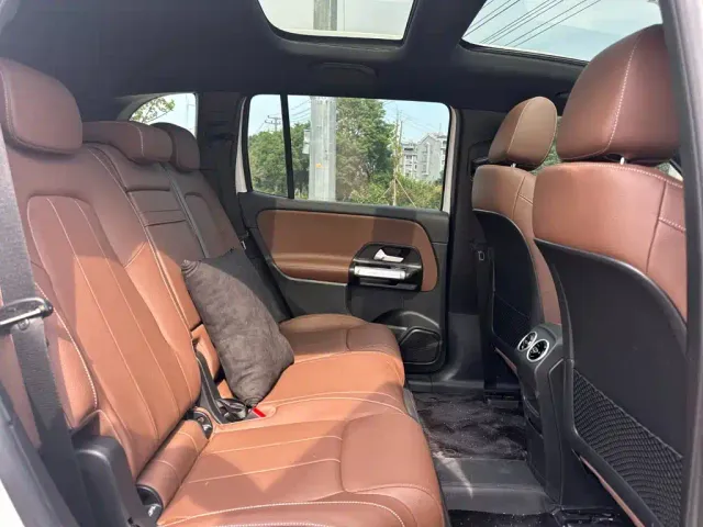 Mercedes-Benz EQB — Фото автомобиля 16