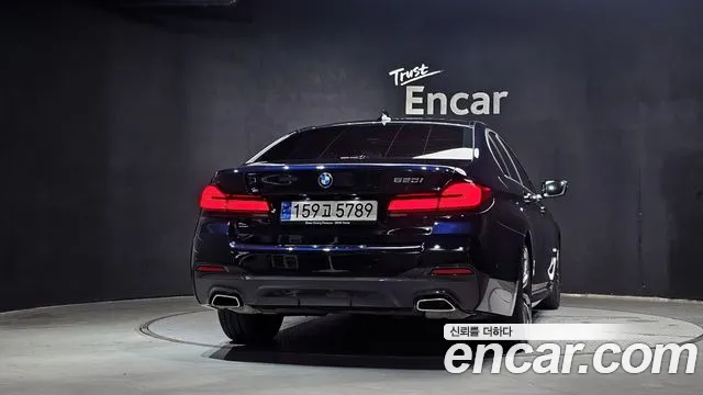 BMW 5 Series G30 — Фото автомобиля 4