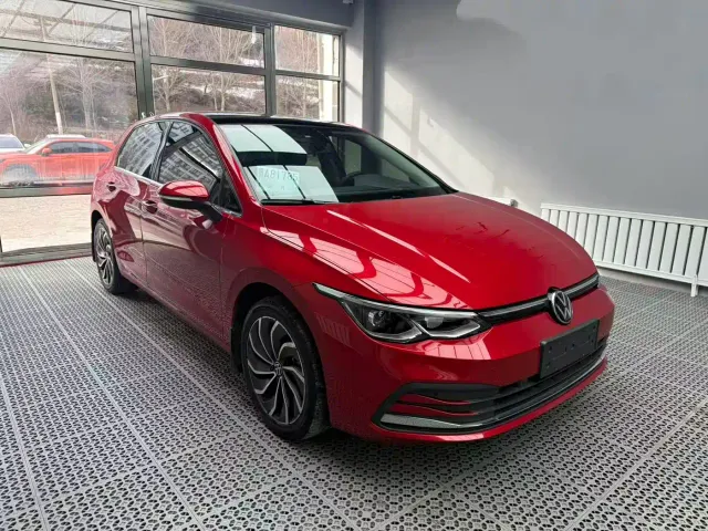 Volkswagen Golf — Фото автомобиля 3