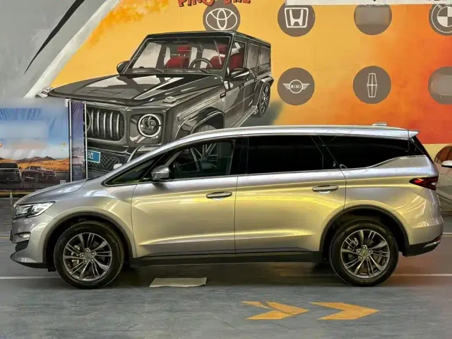 Geely Jiaji — Фото автомобиля 8