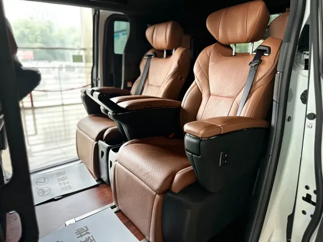 Toyota Alphard — Фото автомобиля 17