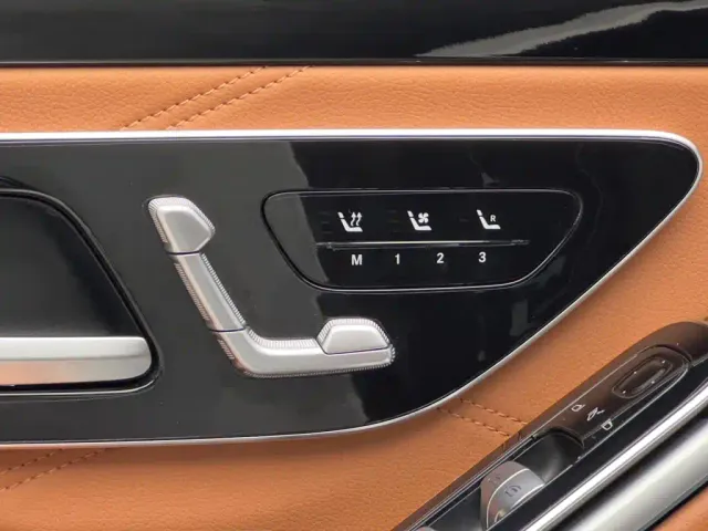 Mercedes-Benz Maybach S-Class — Фото автомобиля 17