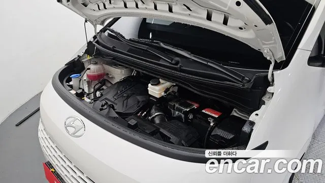Hyundai Staria Staria L3.5 Инвалидная коляска Подъёмник/Slope — Фото автомобиля 6