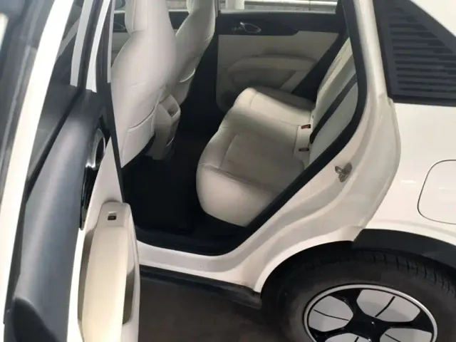 Geely Starry Wish — Фото автомобиля 13