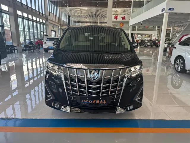 Toyota Alphard — Фото автомобиля 2