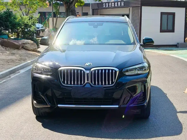 BMW X3 — Фото автомобиля 2