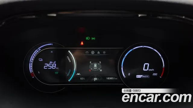 Kia Niro — Фото автомобиля 8