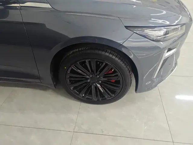 Geely Xingrui — Фото автомобиля 6