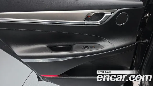 Hyundai Grandeur — Фото автомобиля 18