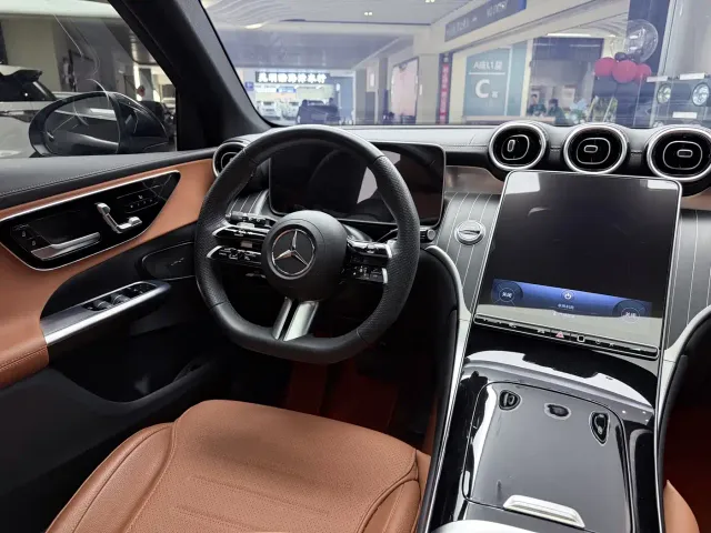 Mercedes-Benz GLC-Class — Фото автомобиля 11