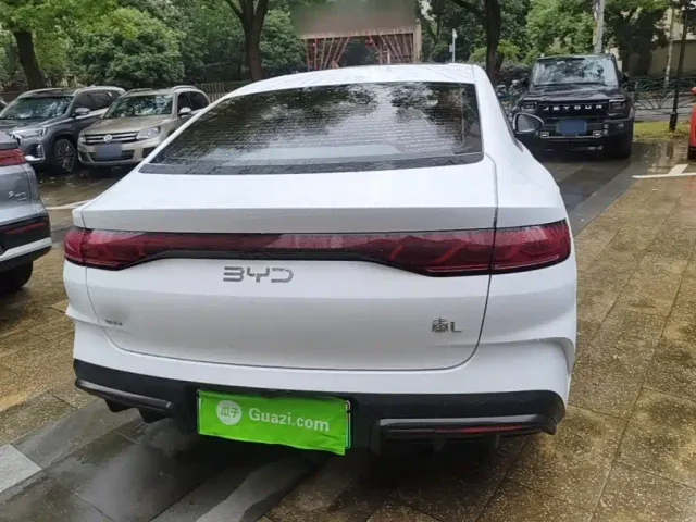 BYD Qin L — Фото автомобиля 3