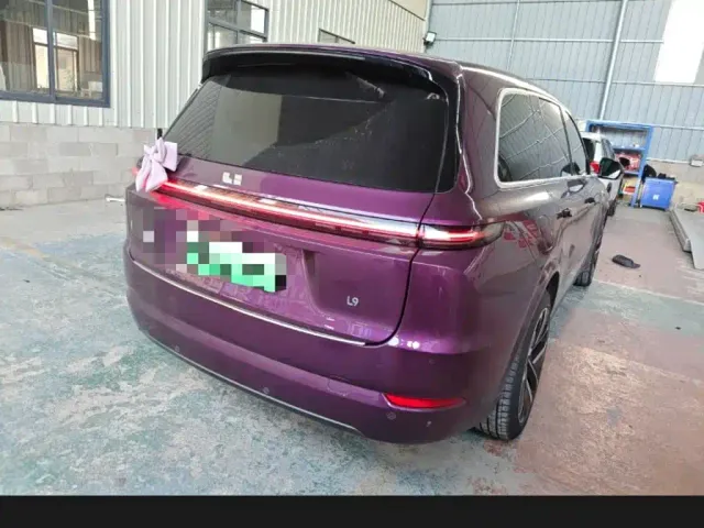 Li Auto L9 — Фото автомобиля 3