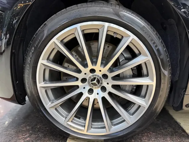 Mercedes-Benz S-Class — Фото автомобиля 14