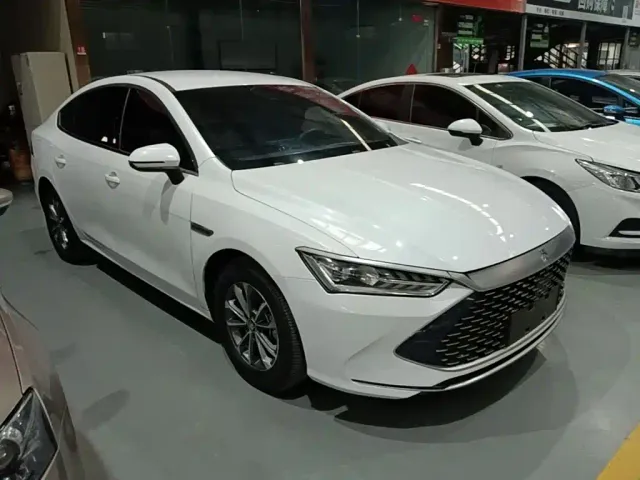 BYD Qin PLUS — Фото автомобиля 3