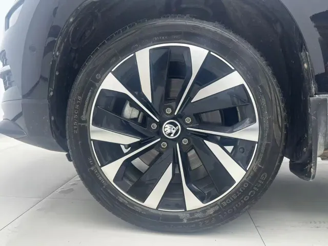 Skoda Karoq — Фото автомобиля 12