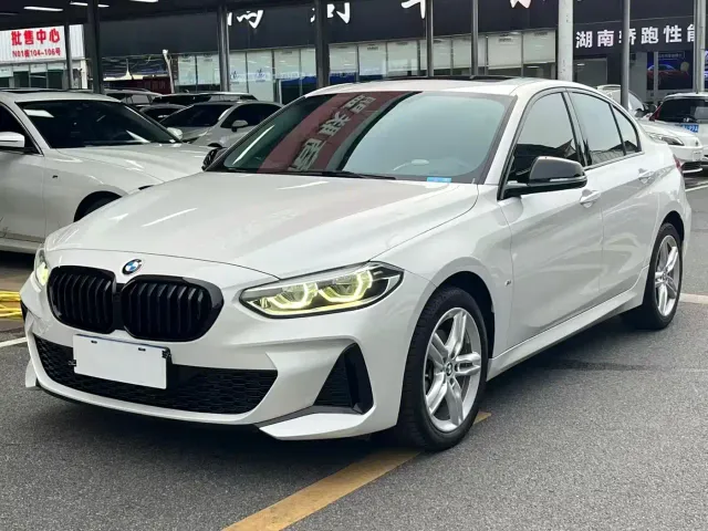 BMW 1 Series — Фото автомобиля 2