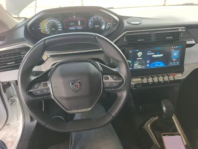Peugeot Peugeot 408 2022 1.6T Light Chaser Edition — Фото автомобиля 9