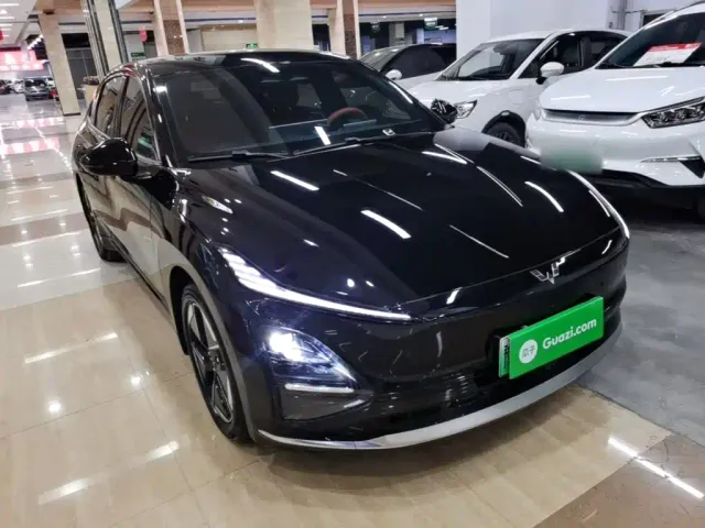Wuling Starlight — Фото автомобиля 3