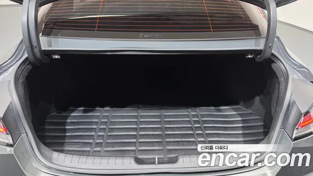 Hyundai Avante CN7 — Фото автомобиля 22
