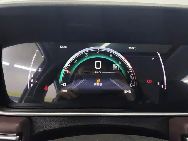 GAC Trumpchi M6 — Фото автомобиля 14