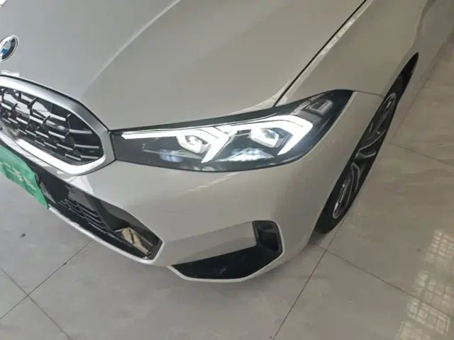 BMW 3 Series — Фото автомобиля 23