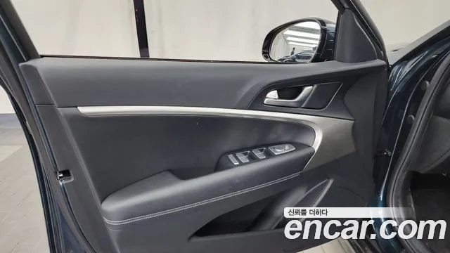 Genesis G70 Новый G70 Бензин 2.5T 4WD — Фото автомобиля 22