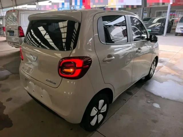 Wuling Hongguang Mini EV — Фото автомобиля 4