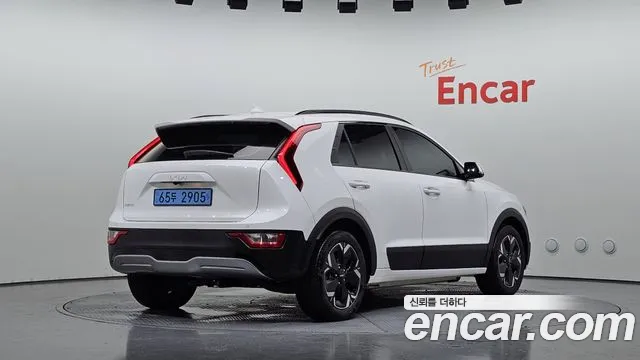 Kia Niro All Niro EV Air — Фото автомобиля 2