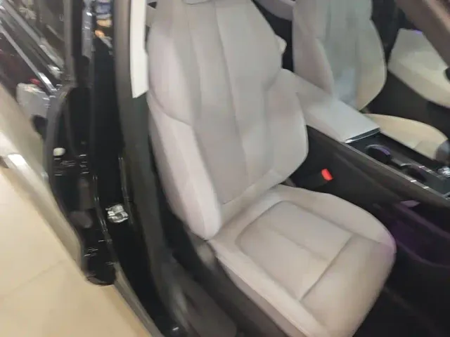 Buick E5 — Фото автомобиля 24