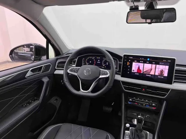 Volkswagen Tiguan L 2025 Model 300TSI Auto 2WD Dragon Edition — Фото автомобиля 15