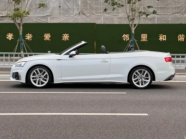 Audi Audi A5 (Import) 2023 Cabriolet 40 TFSI Fashion Dynamic Type — Фото автомобиля 5