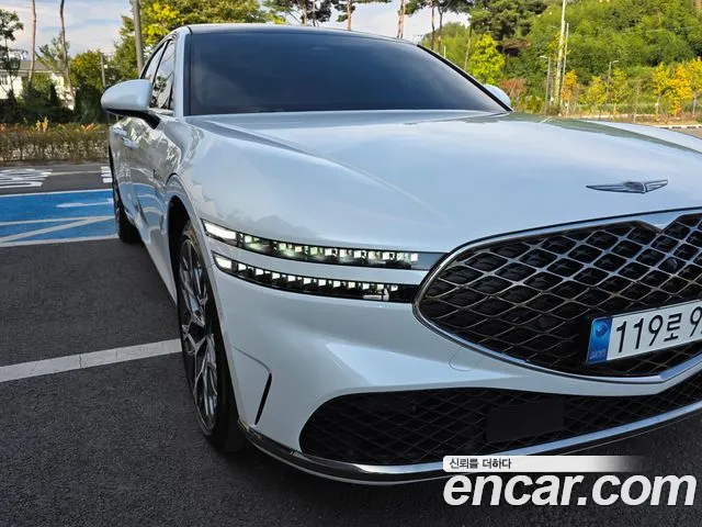 Genesis G90 RS4 — Фото автомобиля 17