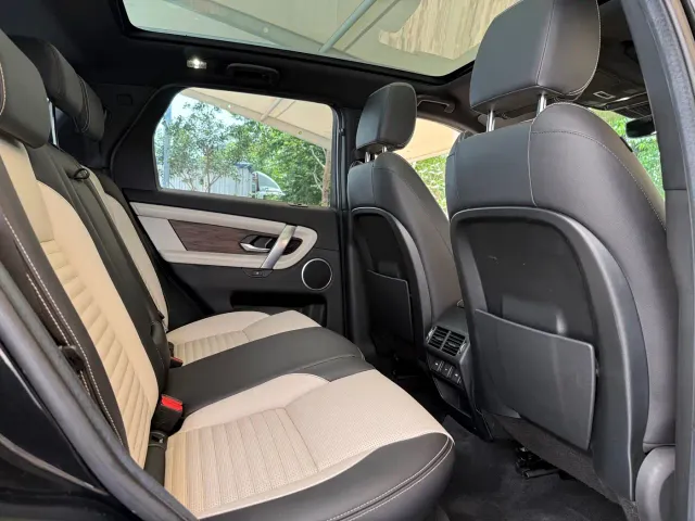 Land Rover Discovery Sport — Фото автомобиля 11