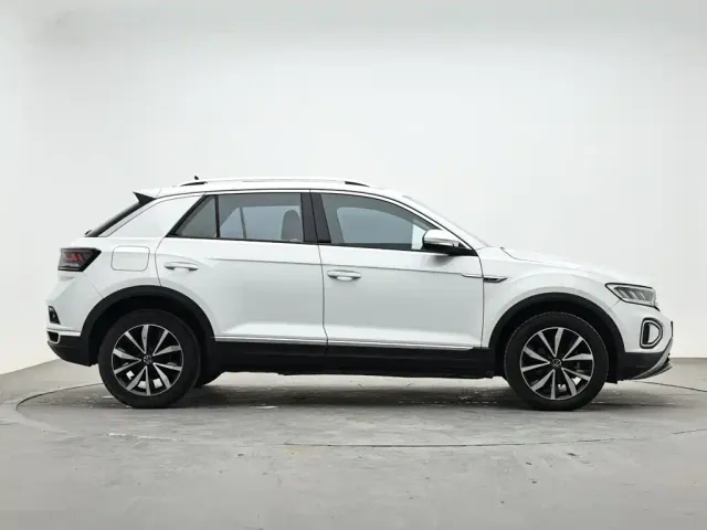 Volkswagen T-Roc — Фото автомобиля 5