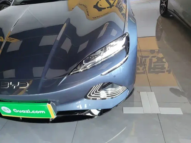 BYD Seal — Фото автомобиля 23